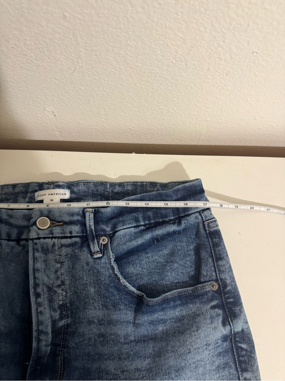 Good American Straight Leg Jeans Size 16 - Picture 7 of 9